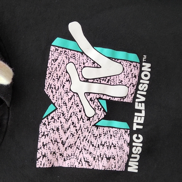 MTV Cropped Hoodie Size Medium - Picture 2 of 10